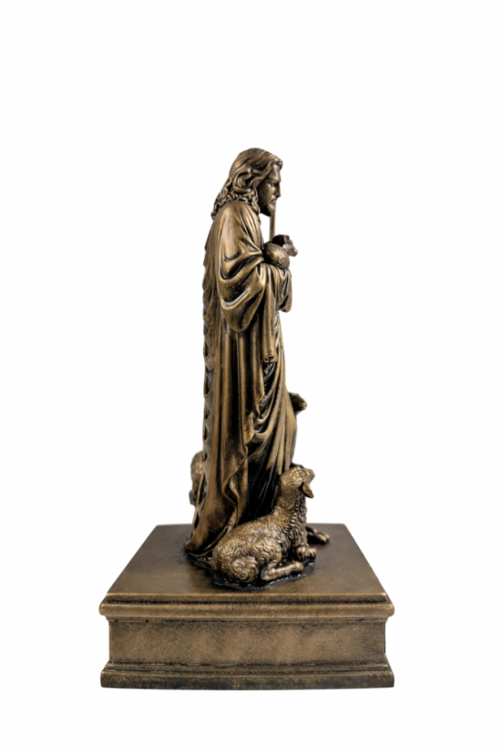 Soška Ježiš Kristus s jahniatkami, bronzová náboženská – zberateľská plastika, 24 cm